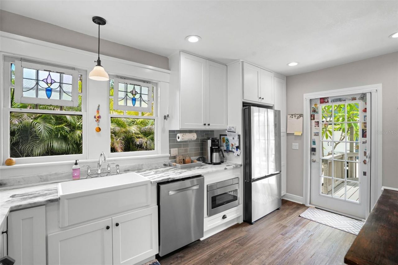 636 Wilkie Street, Dunedin, FL 34698 Photo