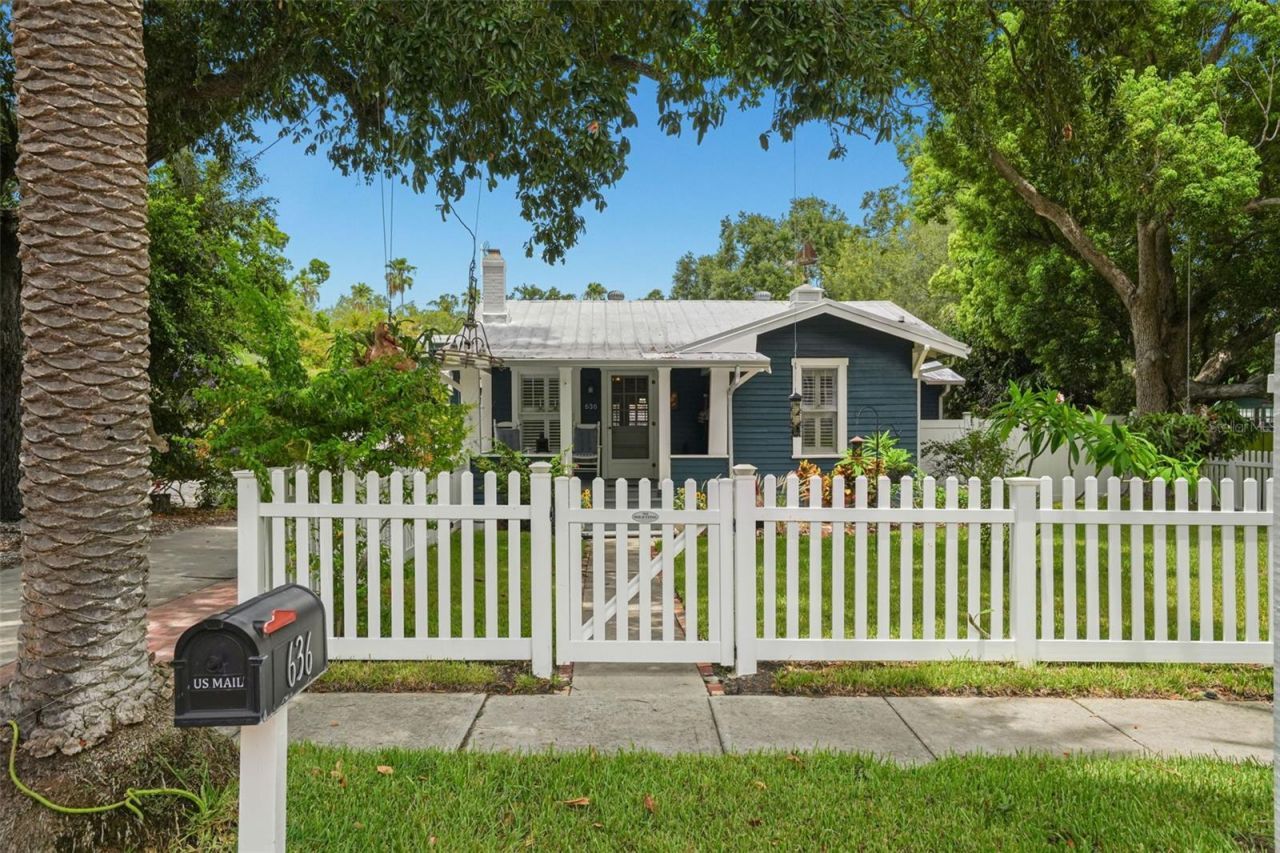 636 Wilkie Street, Dunedin, FL 34698 Photo