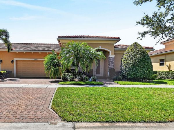 10029 SW Duccio Lane, Port St. Lucie, FL 34986