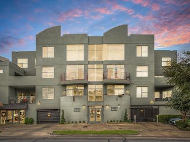 3333 Darcy Street, Unit 2102, Fort Worth, TX 76107