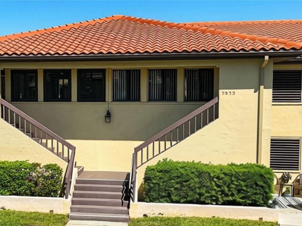 5231 LAKE VILLAGE DRIVE, Unit 27, SARASOTA, FL 34235