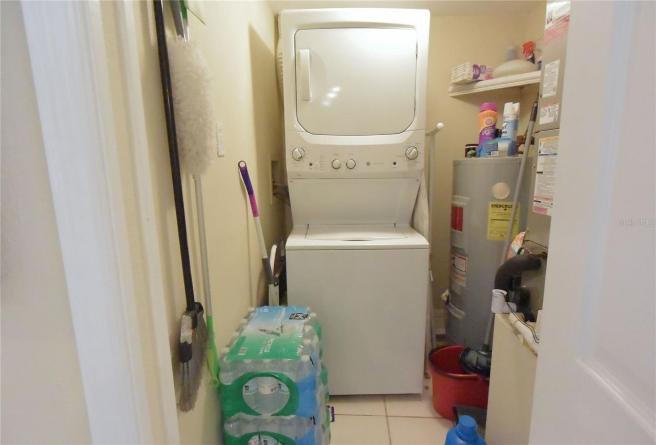 5231 Lake Village Drive, Unit 27, Sarasota, FL 34235 Photo