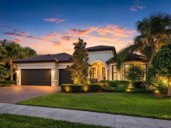 604 SE Monteiro Drive, Port Saint Lucie, FL 34984