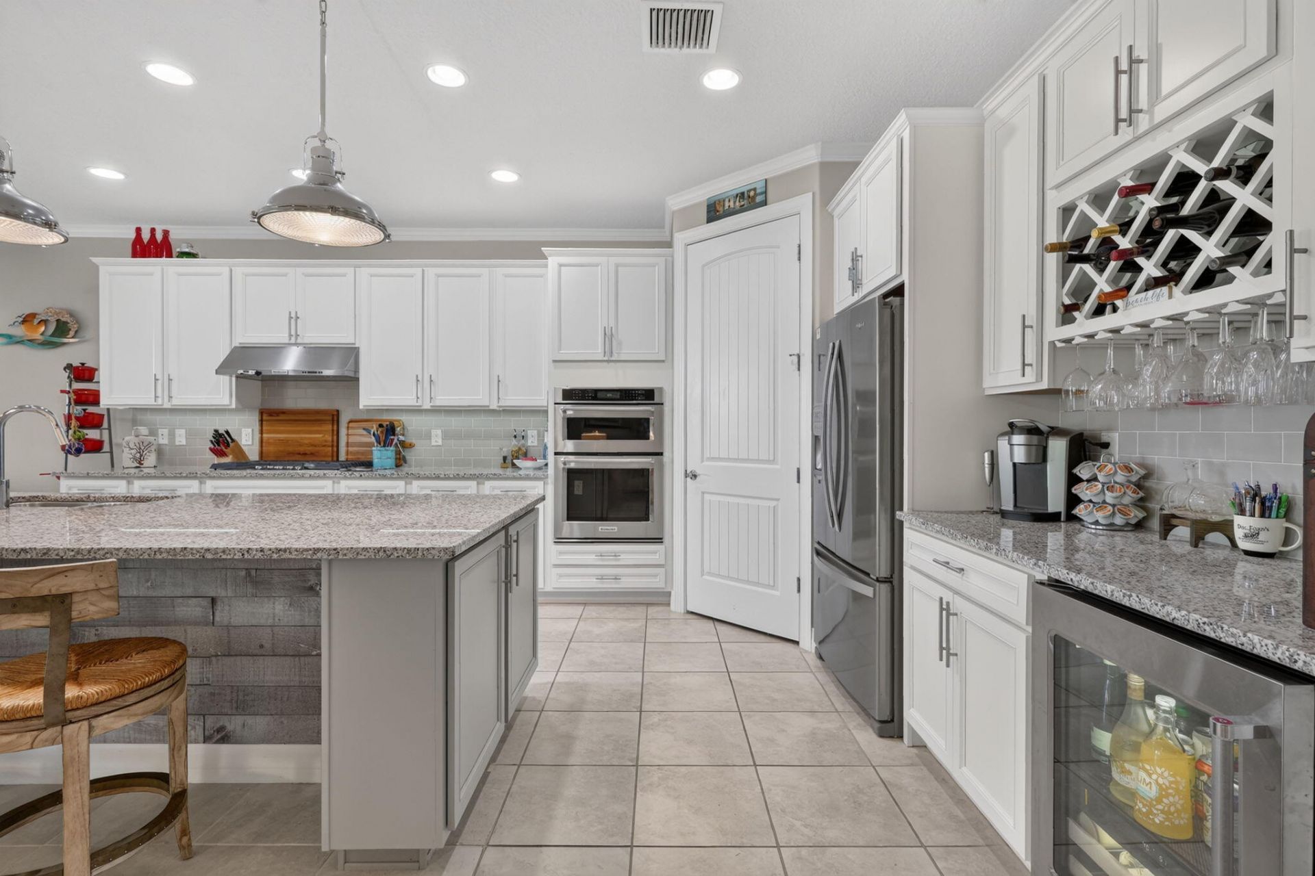 604 SE Monteiro Drive, Port Saint Lucie, FL 34984 Photo
