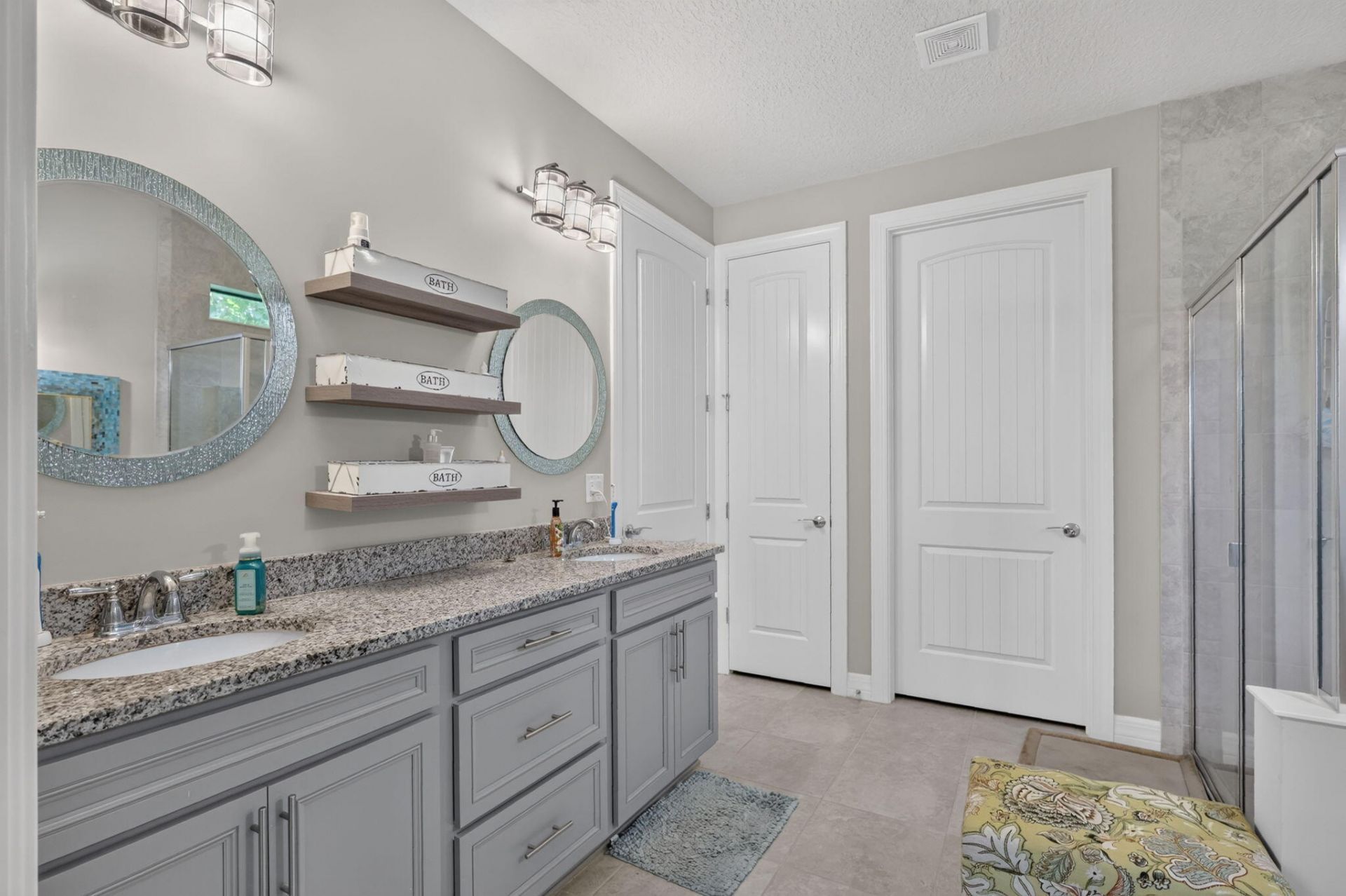604 SE Monteiro Drive, Port Saint Lucie, FL 34984 Photo