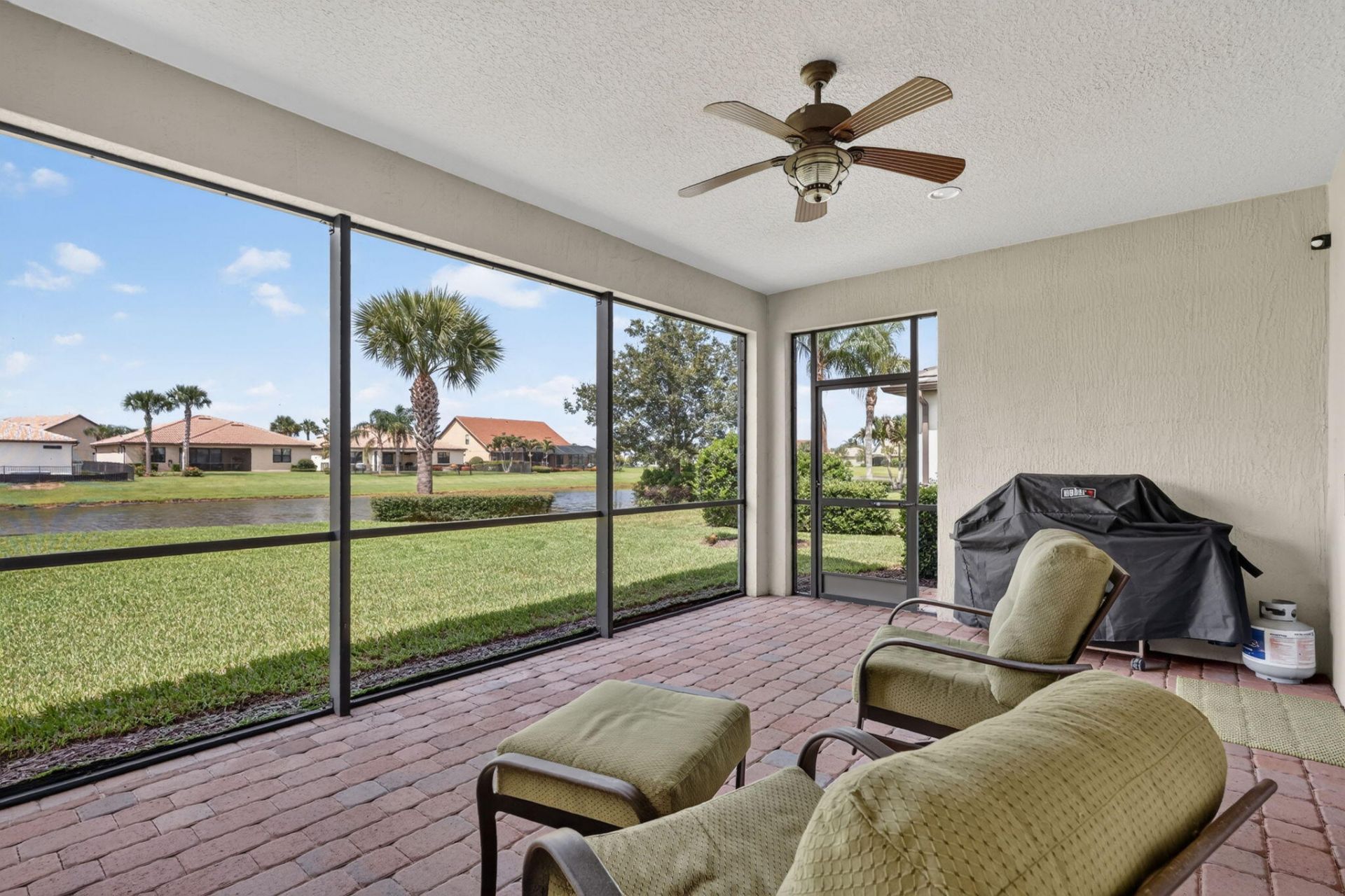604 SE Monteiro Drive, Port Saint Lucie, FL 34984 Photo