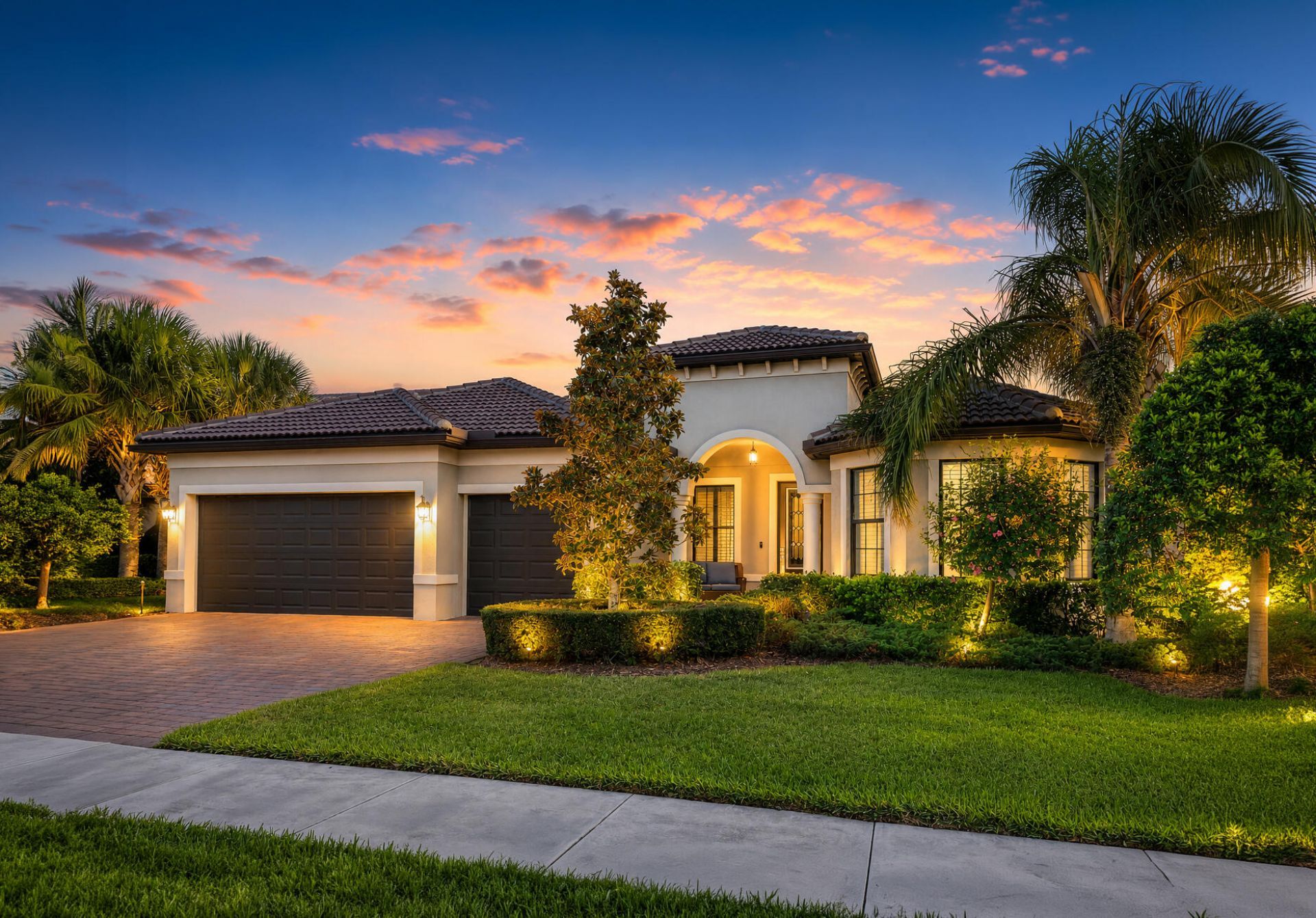 604 SE Monteiro Drive, Port Saint Lucie, FL 34984 Photo