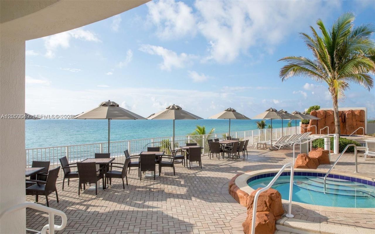 18001 Collins Ave , Unit 1814, Sunny Isles Beach, FL 33160 Photo