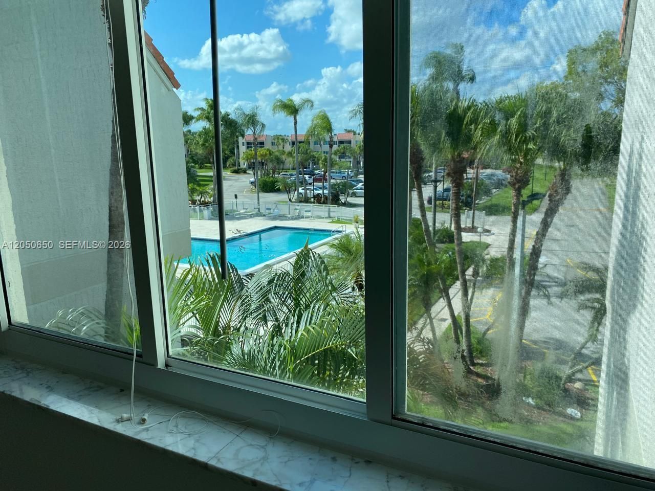 100 Lakeview Dr, Unit 316, Weston, FL 33326 Photo