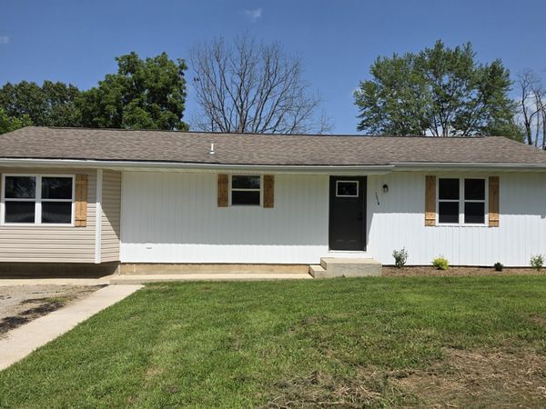 1318 N College Street , West Plains, MO 65775