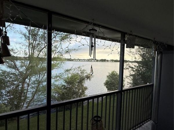 468 NE 206th Ln , Unit 203, Miami, FL 33179