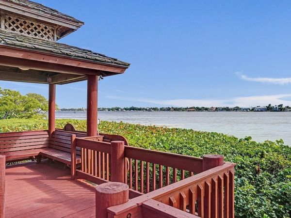 107 Half Moon Circle, Unit H1, Hypoluxo, FL 33462