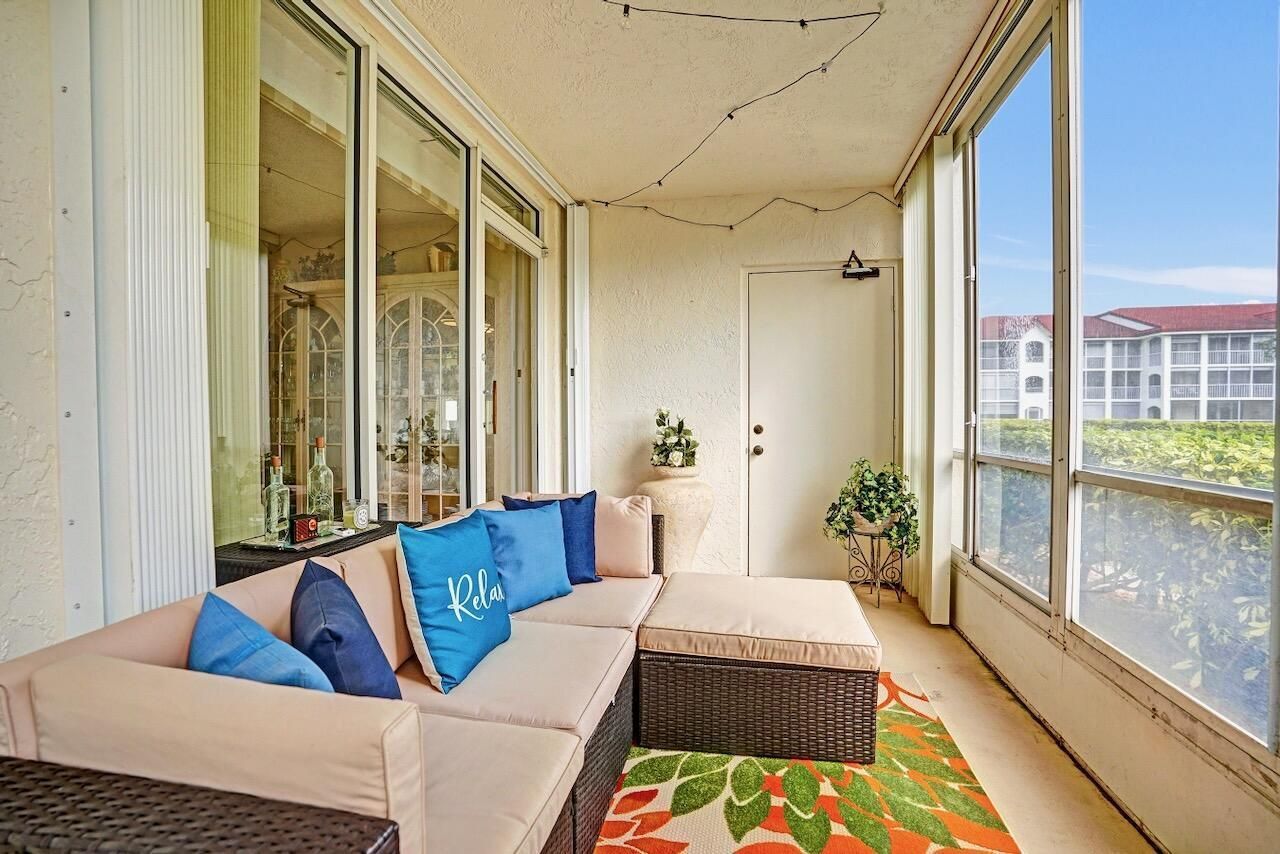 107 Half Moon Circle, Unit H1, Hypoluxo, FL 33462 Photo