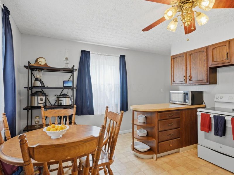 1096 Moncrief Avenue, Columbus, OH 43207 Photo 7