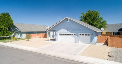 454 Mallard Way, Fernley, NV 89408 Photo