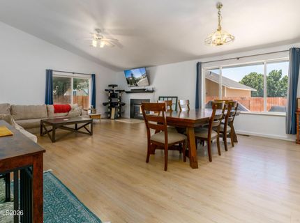 454 Mallard Way, Fernley, NV 89408 Photo