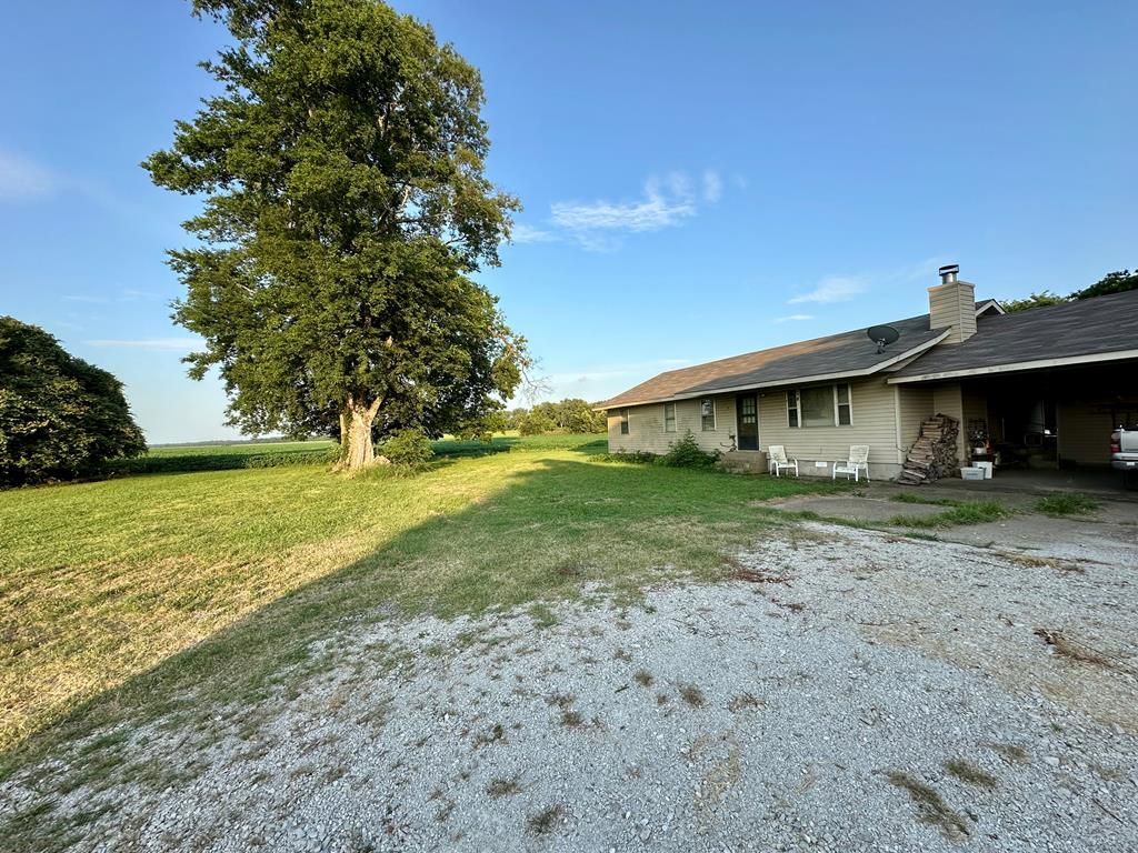 24 Bruins Rd Hughes, AR 72348