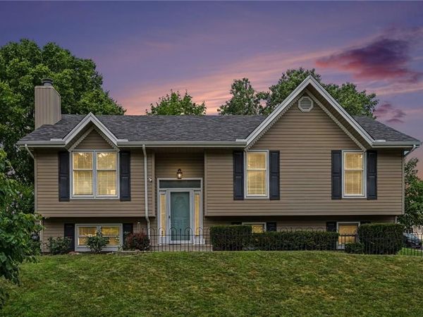 8626 N Wayland Avenue, Kansas City, MO 64153