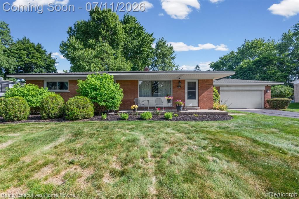 5615 Althea Street, Shelby Township, MI 48316 Main Photo