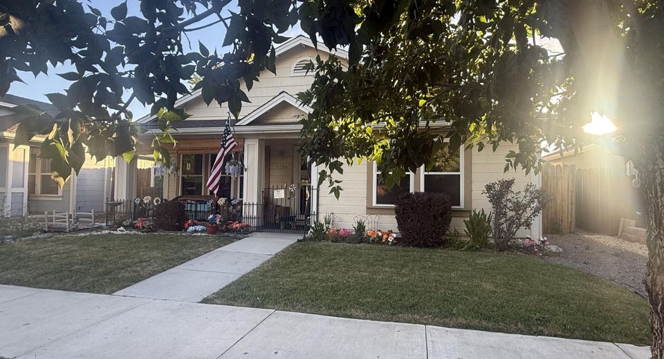 1394 Pin Oak Drive, Gardnerville, NV 89410 Photo
