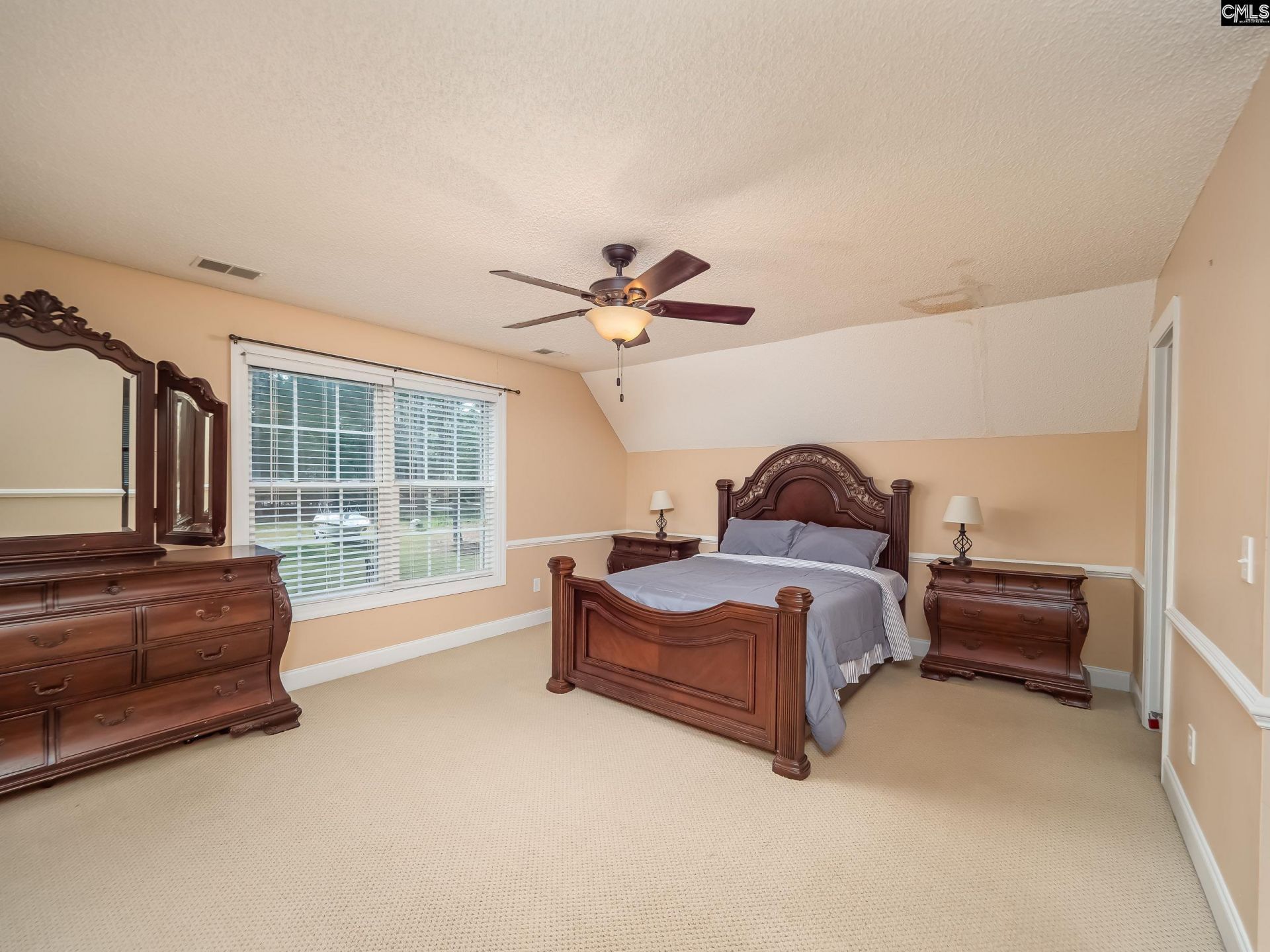 105 Little Creek Drive  Photo 13
