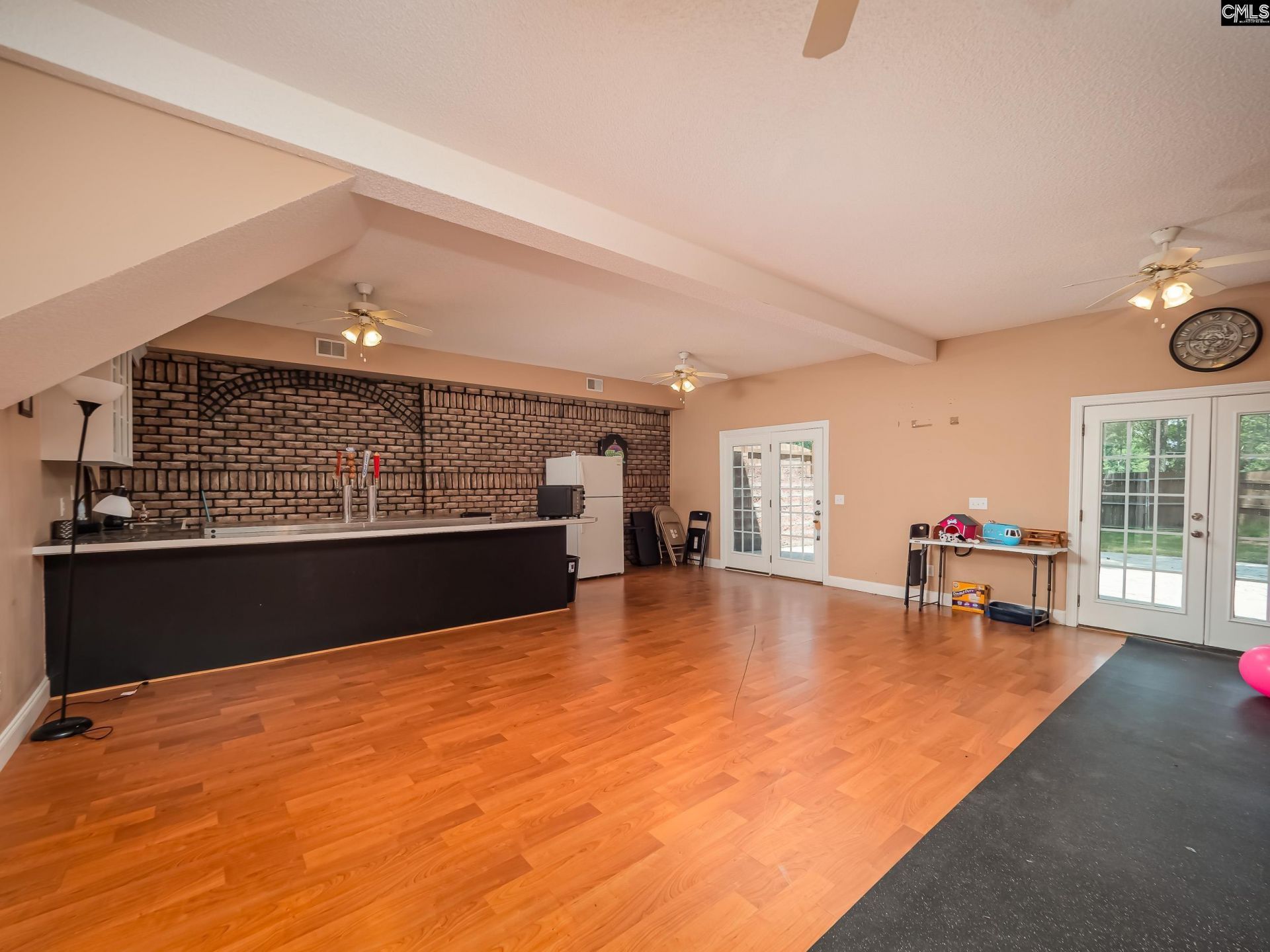 105 Little Creek Drive  Photo 17