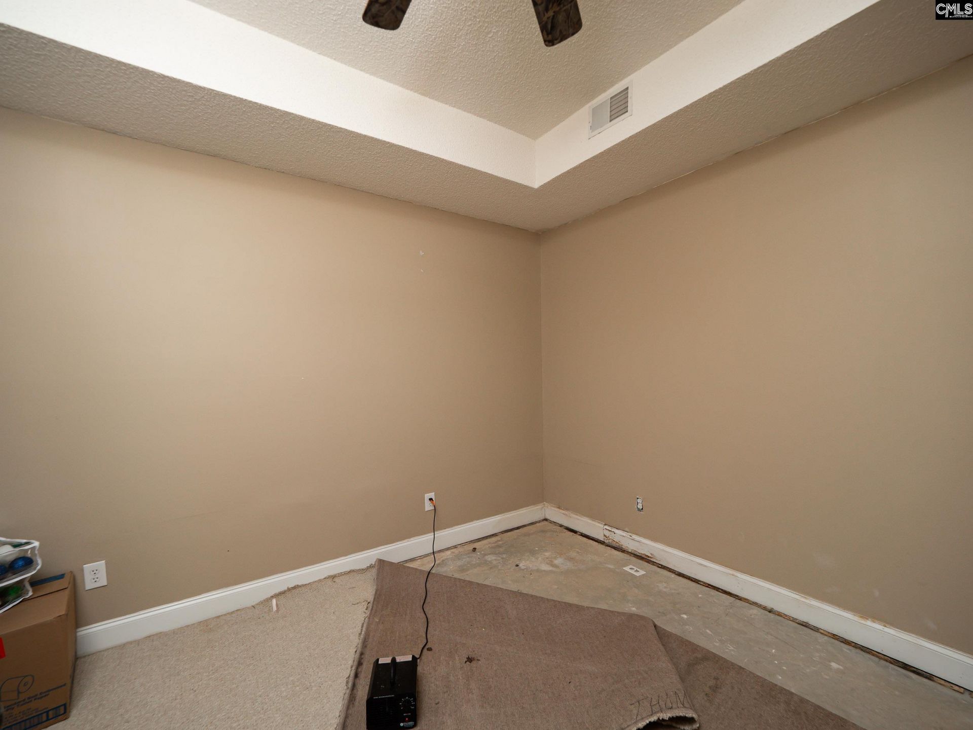 105 Little Creek Drive  Photo 21