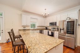 105 Little Creek Drive  photo 4