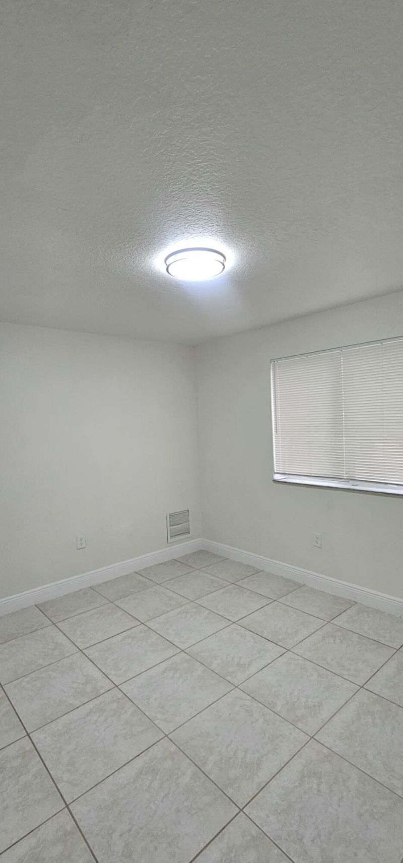 3810 N Jog Road, Unit 102, West Palm Beach, FL 33411 Photo