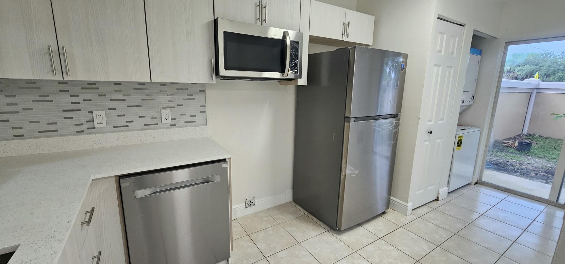 3810 N Jog Road, Unit 102, West Palm Beach, FL 33411 Photo