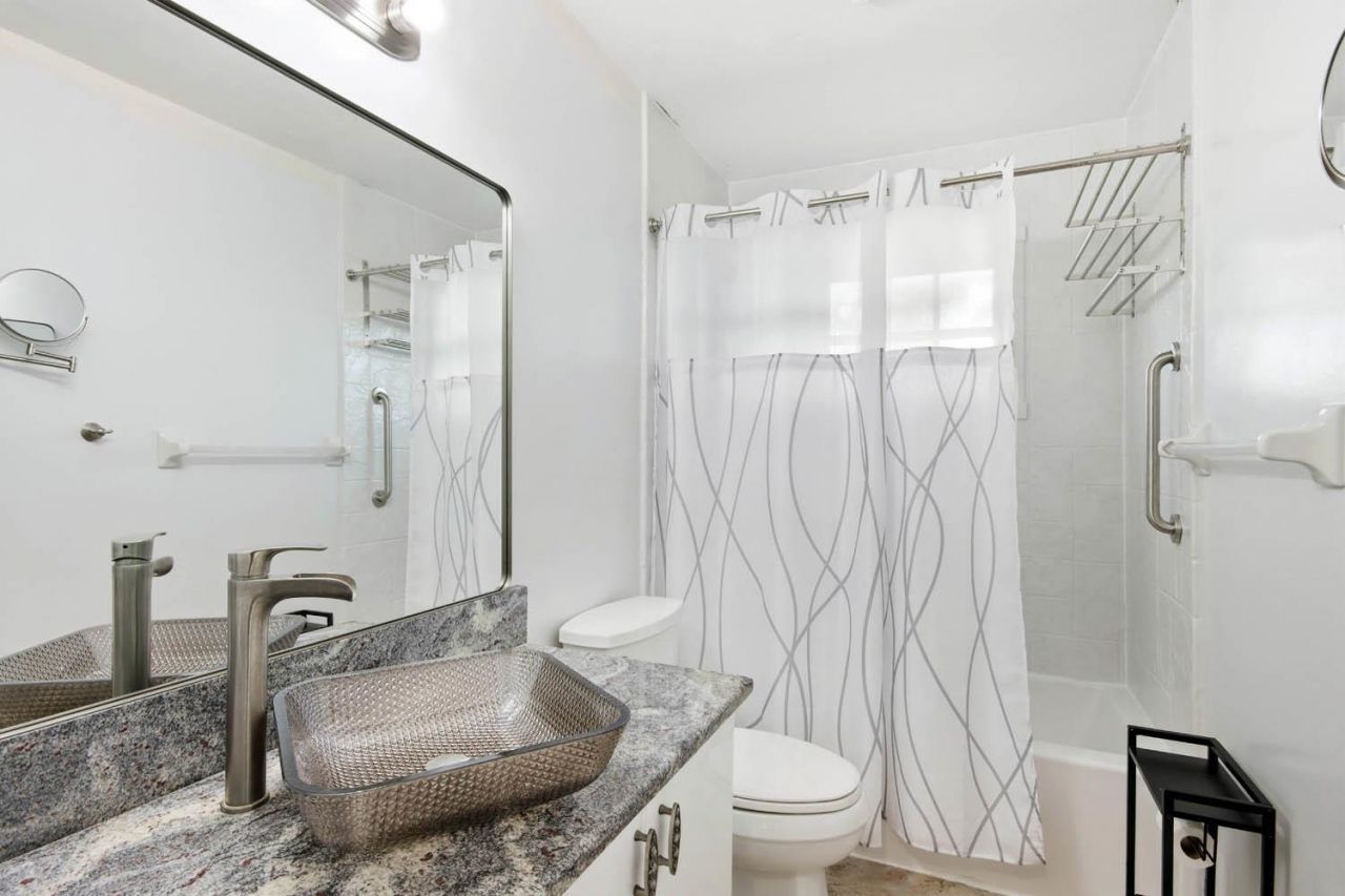 1225 Junonia St, Sanibel, FL 33957 Photo