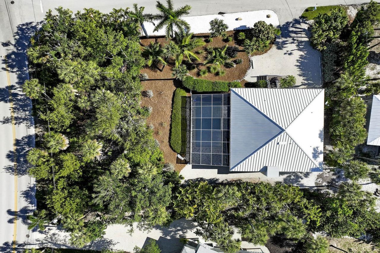 1225 Junonia St, Sanibel, FL 33957 Photo