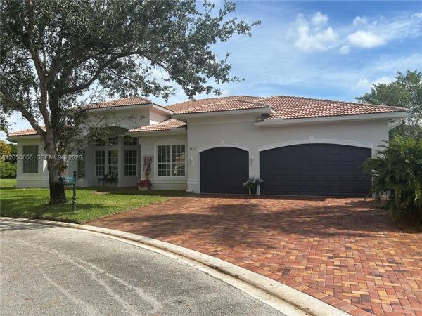 4723 SW 195th Way , Miramar, FL 33029