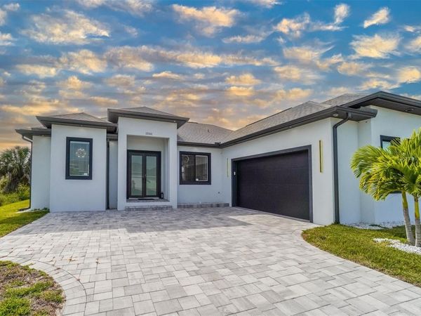 15561 MELPORT CIRCLE , PORT CHARLOTTE, FL 33981
