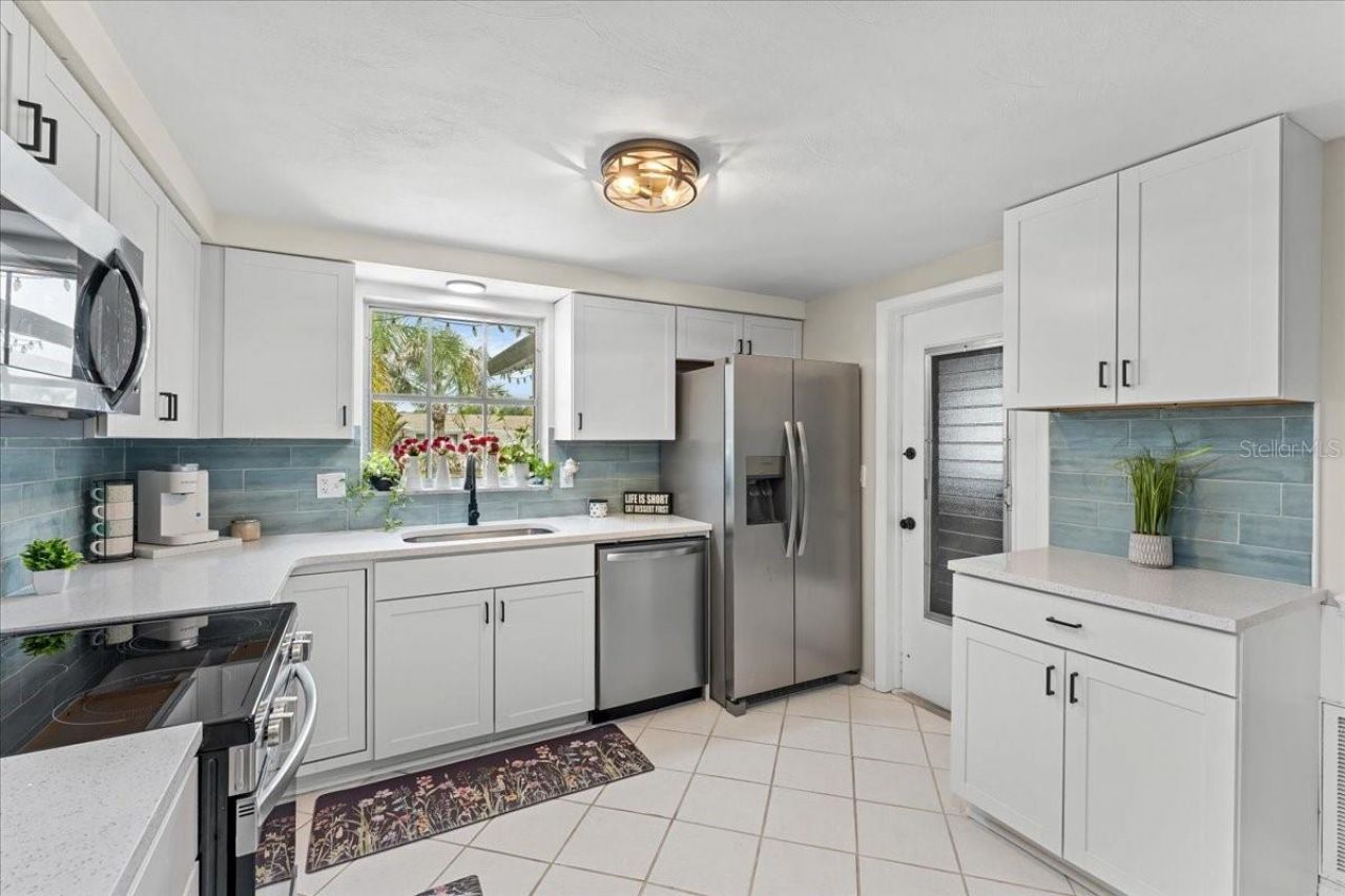 10914 Oakdale Avenue , Port Richey, FL 34668 Photo