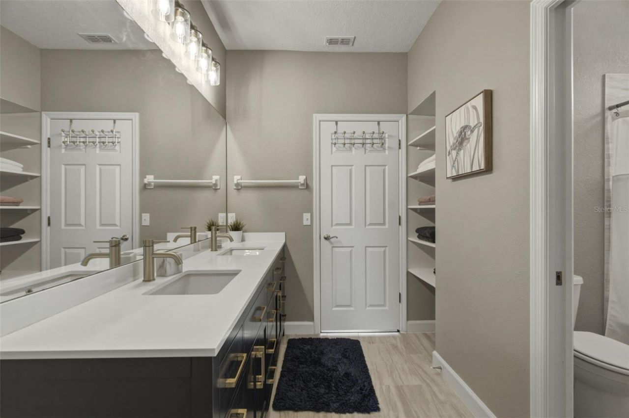 2260 Langley Circle, Orlando, FL 32835 Photo