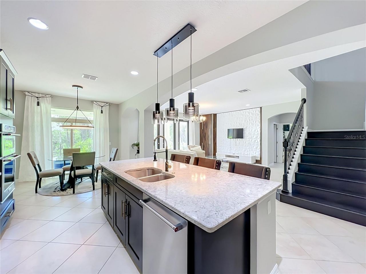 8316 Lookout Pointe Drive, Windermere, FL 34786 Photo