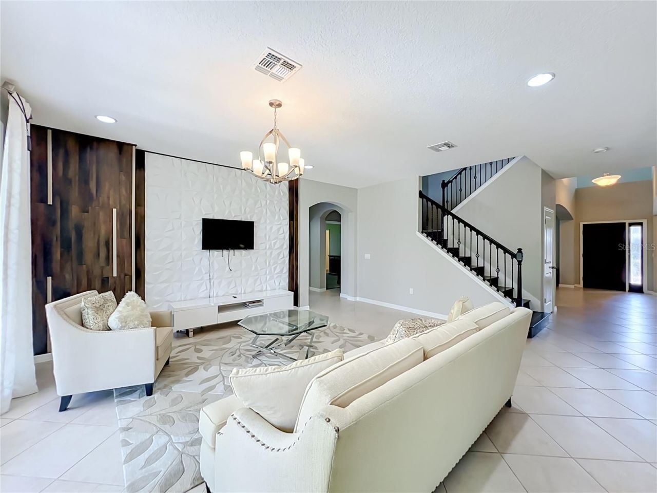 8316 Lookout Pointe Drive, Windermere, FL 34786 Photo
