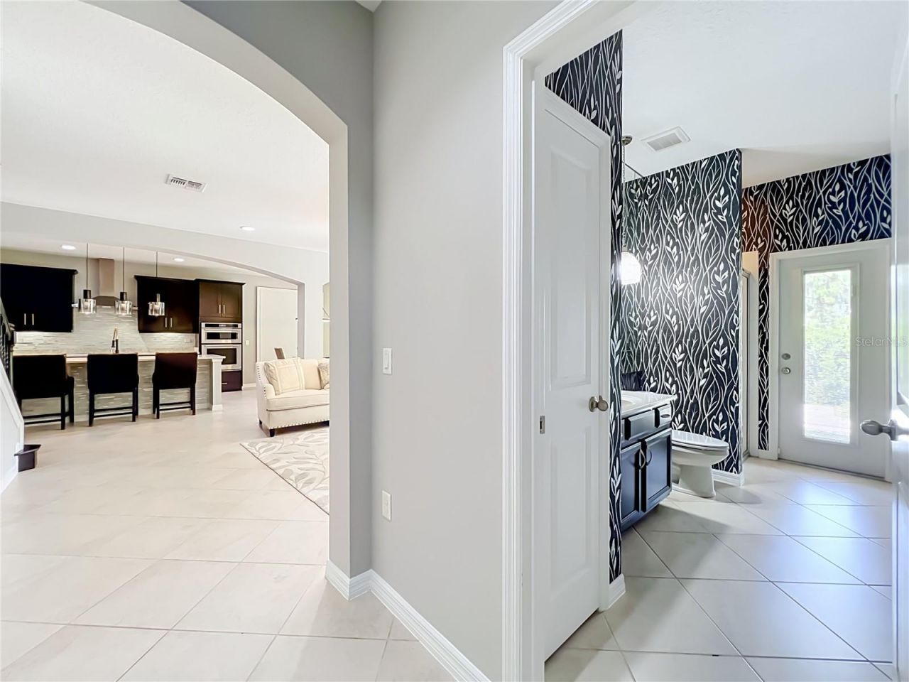 8316 Lookout Pointe Drive, Windermere, FL 34786 Photo