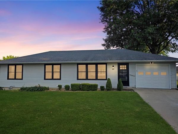 619 W 30th Street, Higginsville, MO 64037