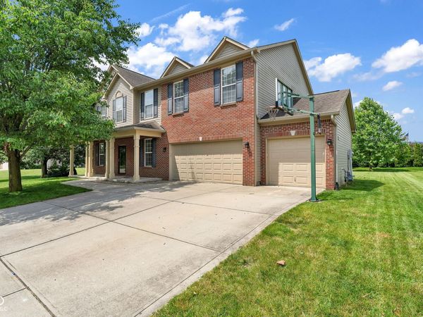 114 Burlington Parkway, Pittsboro, IN 46167