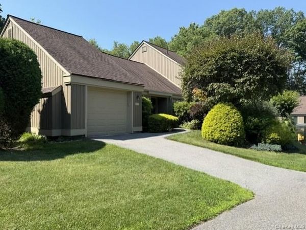 600 Heritage Hills, Unit A, Somers, NY 10589