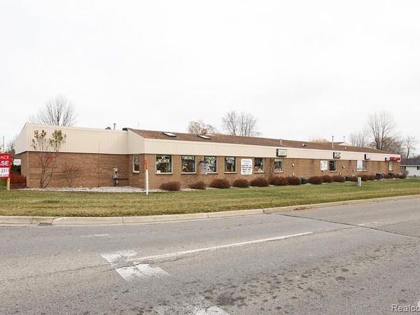 2515 S Dye Road , Flint Twp, MI 48532