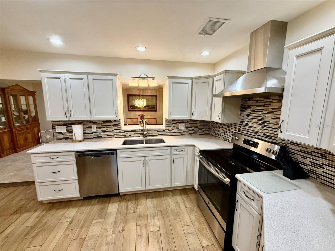 918 Bay Breeze Terrace , Largo, FL 33770 Photo