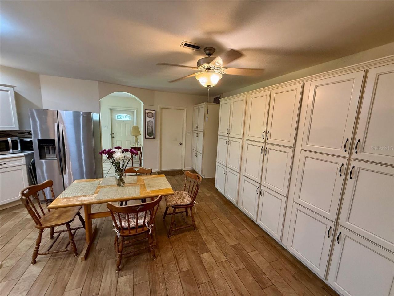 918 Bay Breeze Terrace , Largo, FL 33770 Photo