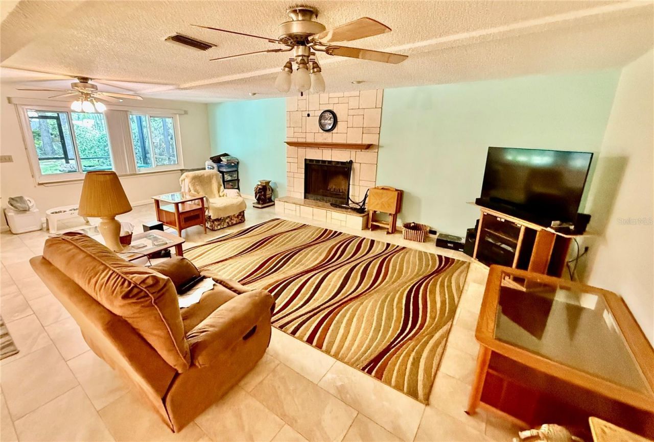 918 Bay Breeze Terrace , Largo, FL 33770 Photo