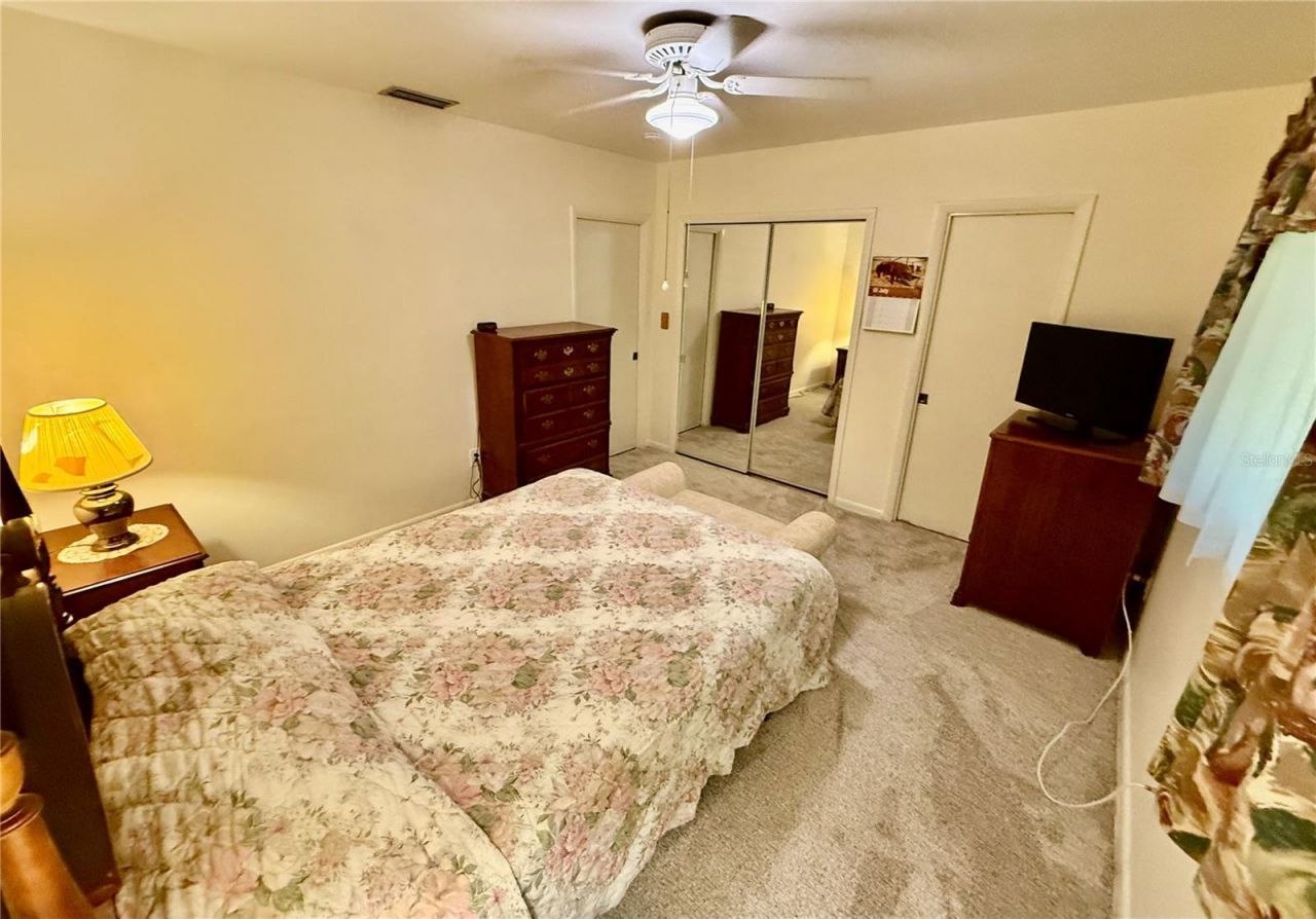 918 Bay Breeze Terrace , Largo, FL 33770 Photo