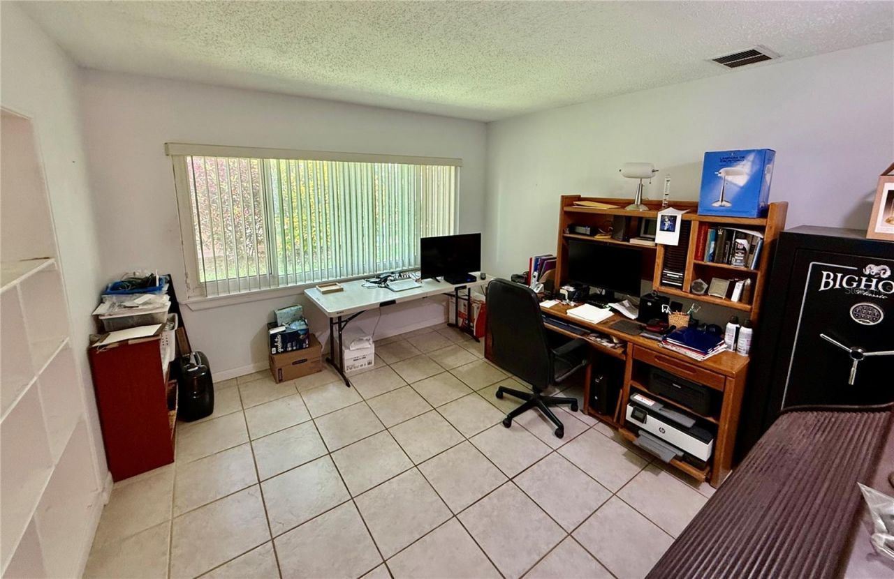 918 Bay Breeze Terrace , Largo, FL 33770 Photo