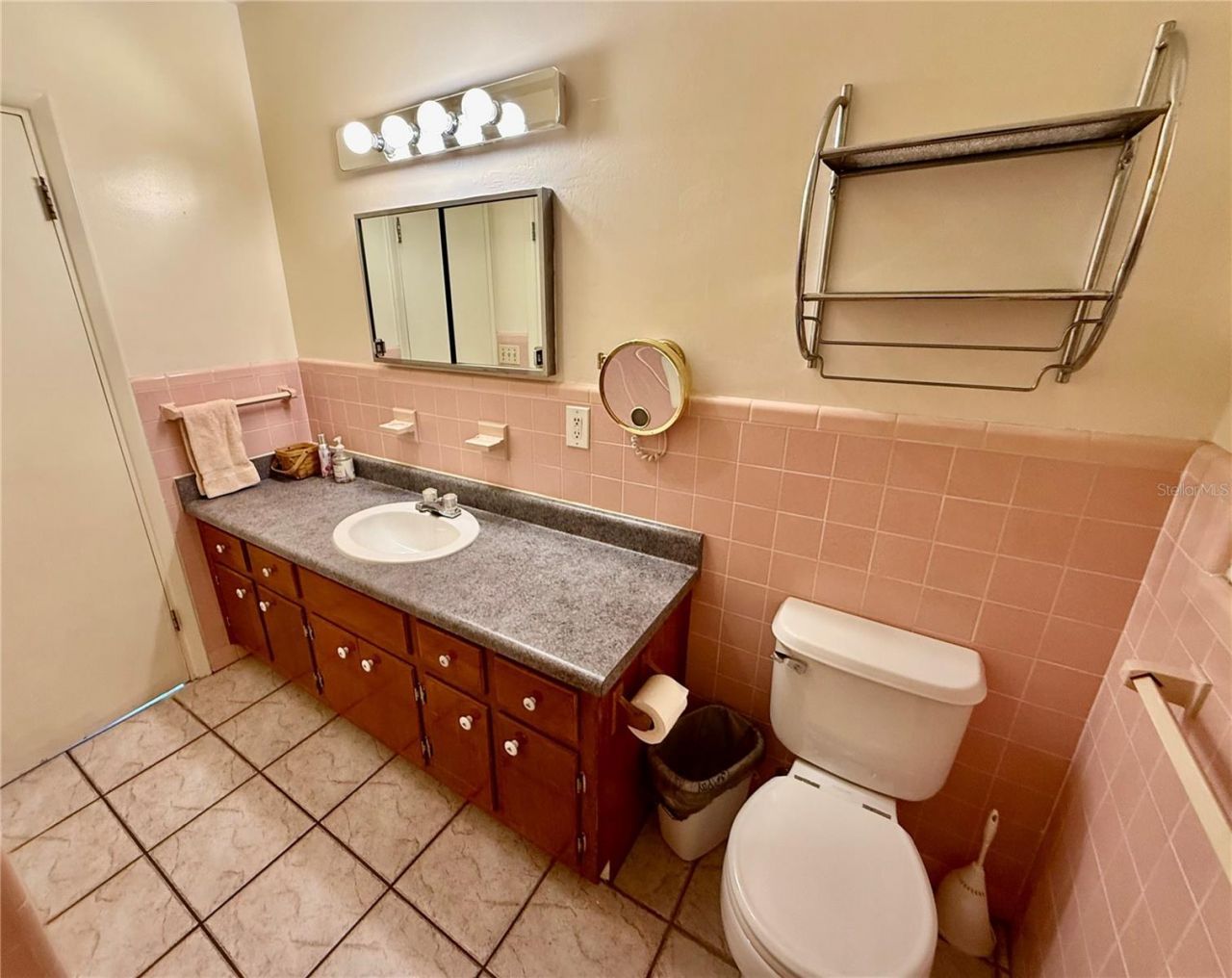 918 Bay Breeze Terrace , Largo, FL 33770 Photo