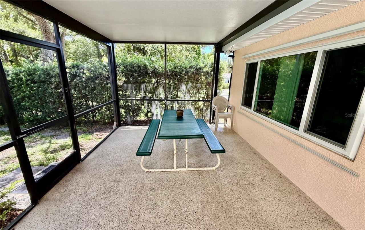 918 Bay Breeze Terrace , Largo, FL 33770 Photo